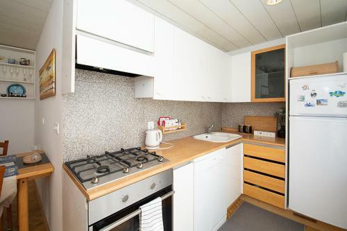 Magnolia Bright Apartment - Free Private Parking