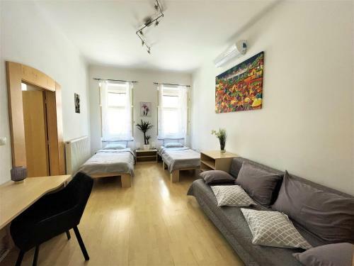 Viktorija City Center Apartment