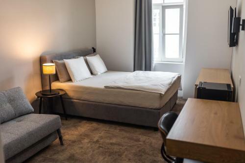 Hotel Roomers