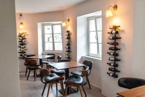 Hotel Roomers