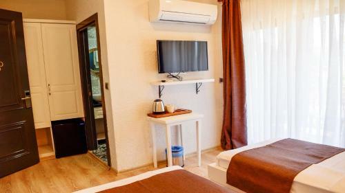 Hotel G�k�eada Deep Breath
