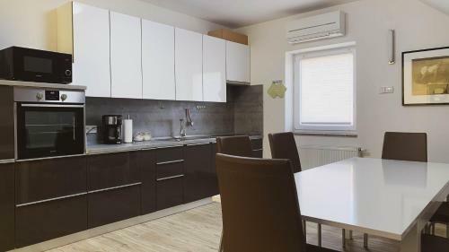 Apartamento Yellow House Grabrovec