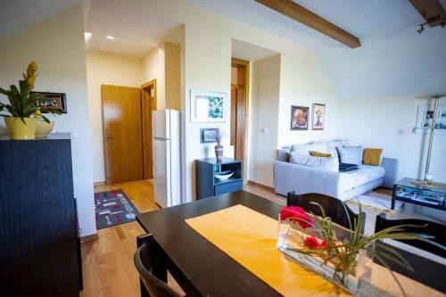 Holiday Home In Metlika Kranjska Krain 42902