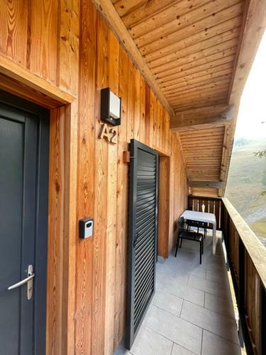 Golte - A2 Apartment - Ski In/out