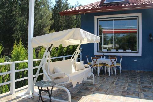 Bed & Breakfast Secluded Apart Surrounded By Nature In Kusadasi