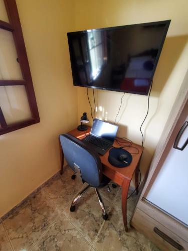 Casa Em Condom�nio Com Piscina Privativa