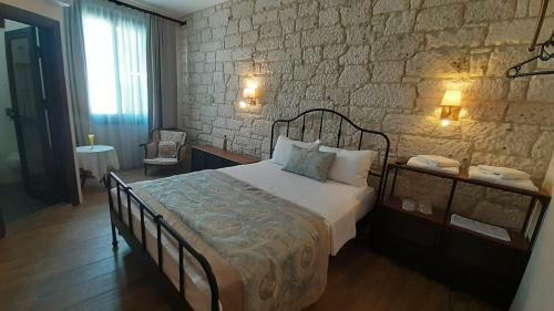 Hotel Dem?r Konak Otel