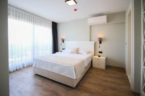 Apartamento Krem Marin Suites