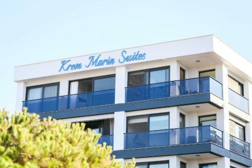 Apartamento Krem Marin Suites