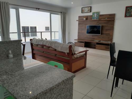 Apartamento Quadra Da Prainha - 2 Quartos C/ Ar