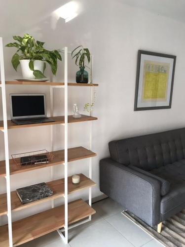 Apartamento Comodo Departamento A 2 Cuadras Del Monumento!