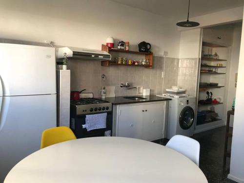 Apartamento Depto, Centrico A 300 Mts. Del Parque Espa�a
