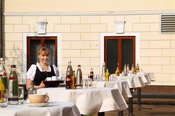 Hotel Am Schlosspark Zum Kurf�rst