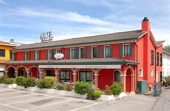 Hotel Le Colombelle