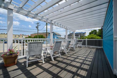 Madison Beach Motel