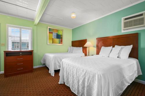 Madison Beach Motel