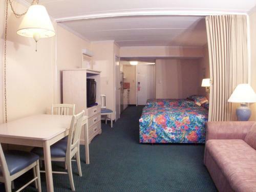 Sea Hawk Motel