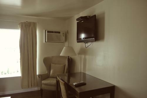 Spin Drift Motel