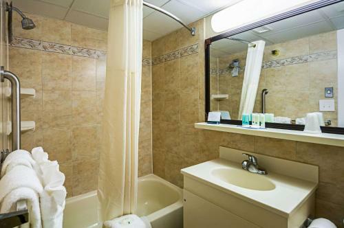 Hotel Quality Inn Oceanfront