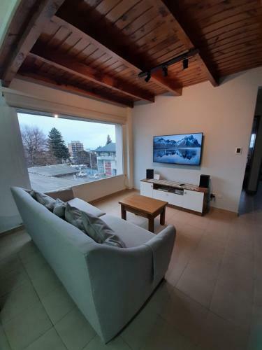 Apartamento Duplex C�ntrico. Vista A Las Monta�as