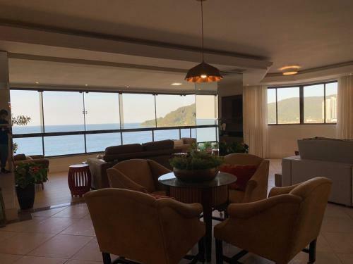 Apartamento Frente Mar Balneario Camboriu