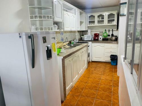 Confort Home B Apartamento Claveles