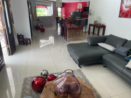 Villa Maison De Charme : Coin De Paradis - 250m2