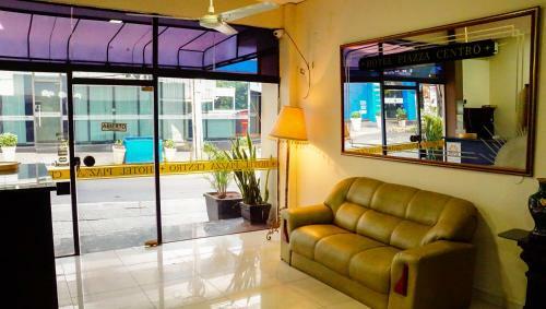 Turis Hotel