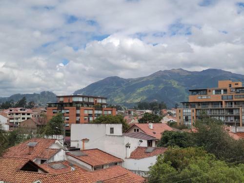 Apartamento Lovely 2b-2b Condo In The Best Area In Cuenca.