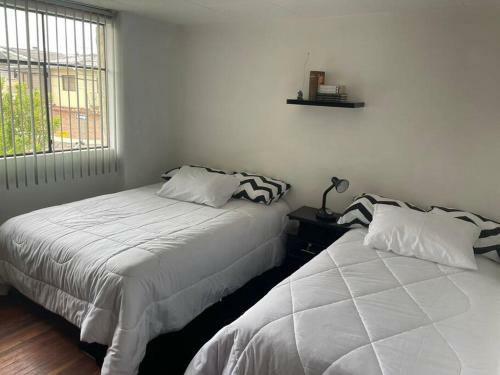 Casa 2 Pisos 100% Funcional En Cuenca Garantizado