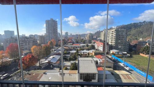 Apartamento Departamento Ejecutivo En Edificio Chacabuco, Amoblado 2d+2b, Estacionamiento.