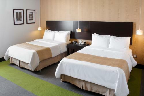 Hotel Trinitarias Suites