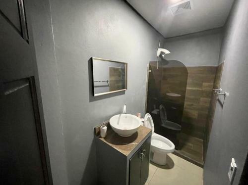 Apartamentos Cielo #1, Airport Juan Santamar�a