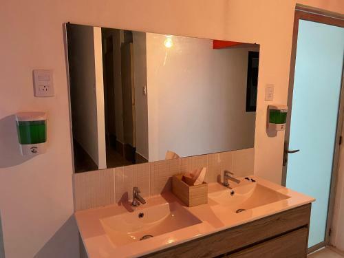Albergue Citadin Hotel