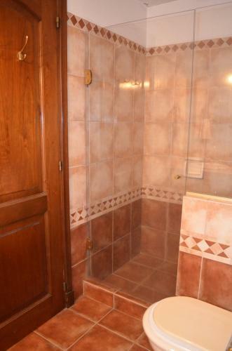 Agradable Y Espaciosa Casa - Bungalow Con Piscina