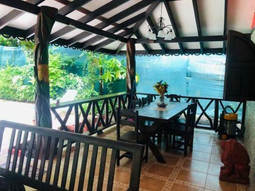 The Hideout Vacation Rental