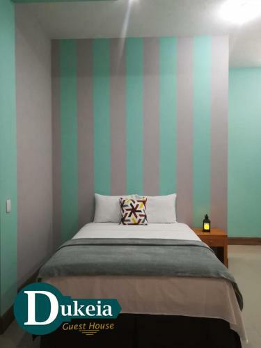 Hostal Dukeia Guest House