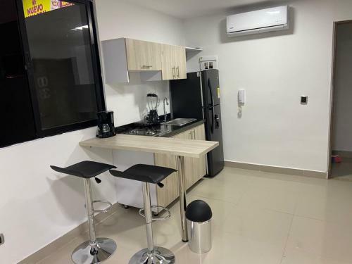 Aparta Suites 503 Granada Cali