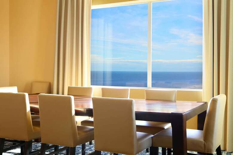Hotel Hilton Suites Ocean City Oceanfront