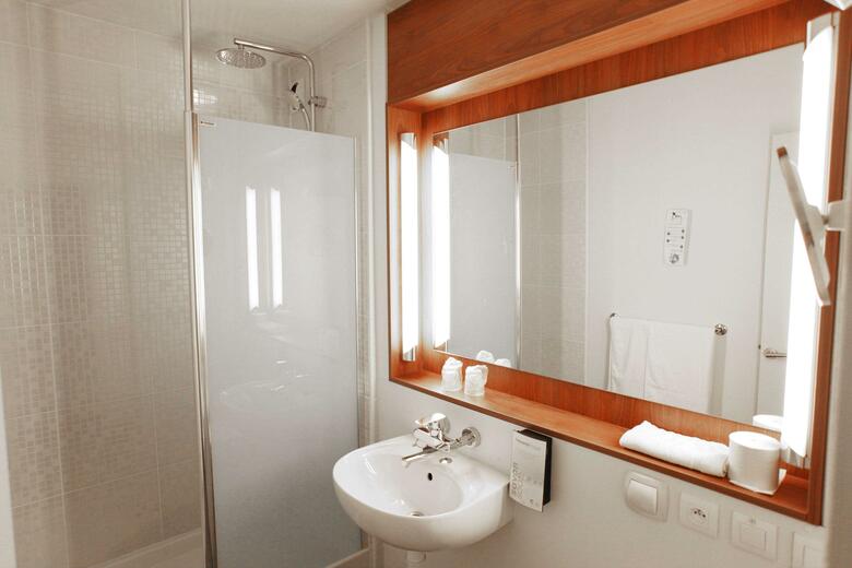 Hotel Campanile Dinan - Taden