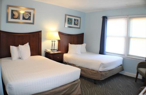 Beach Plaza Hotel