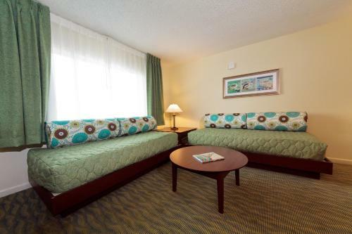 Beach Plaza Hotel