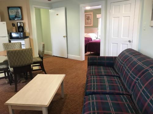 Ocean Lodge Hotel & Apartments
