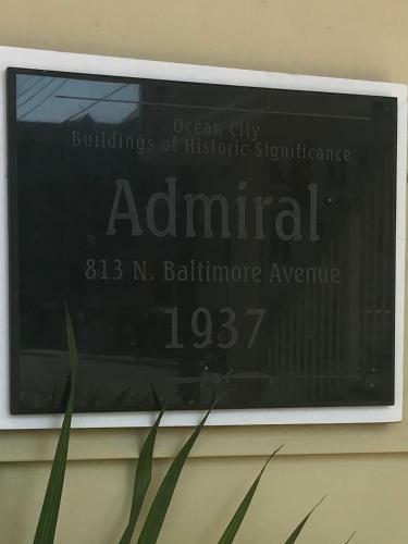 The Admiral Hotel/motel