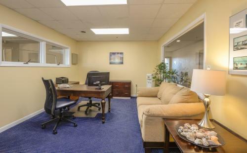 Hotel Marigot Beach Suites