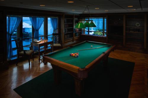 Hotel Coconut Malorie Resort