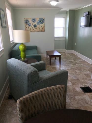 Mallard Apartments