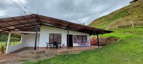 Caba�a La Cumbre Valle