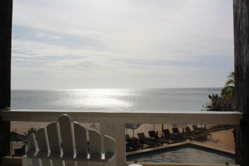 Hotel Brisas Del Mar Beach + Dive Resort