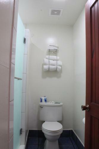 Hotel Brisas Del Mar Beach + Dive Resort